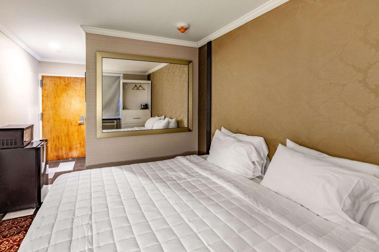 Umbrella Hotel Brooklyn New York Bagian luar foto